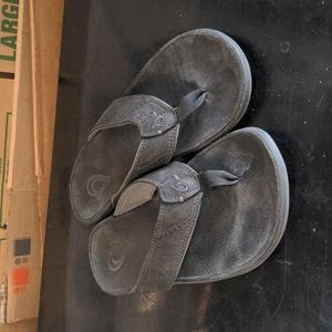 Olukai flip flops